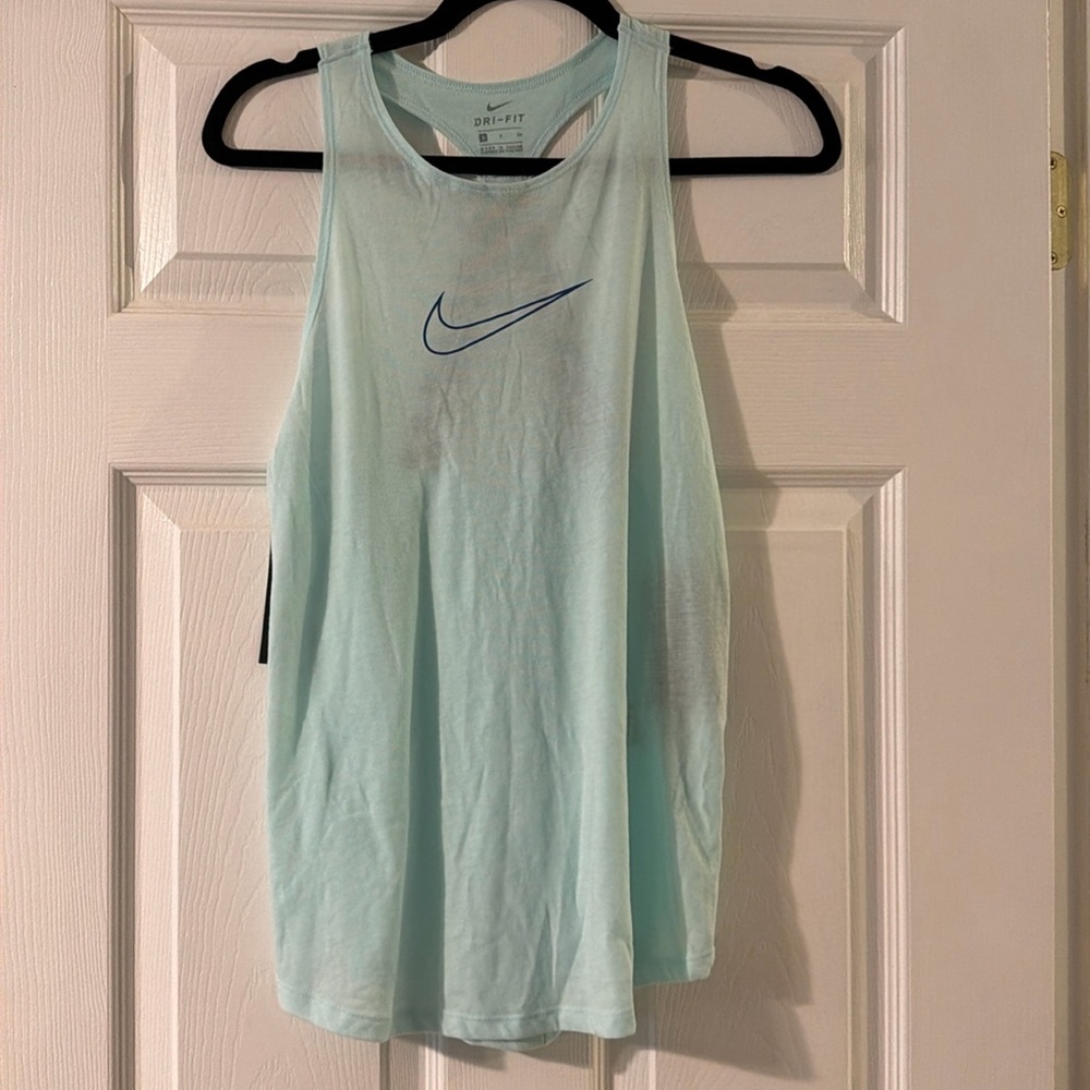 Aqua Nike dry fit workout top